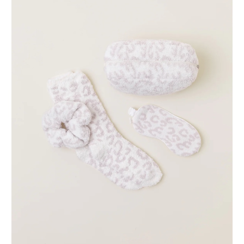 Barefoot in the Wild Eye Mask, Scrunchie and Sock Set